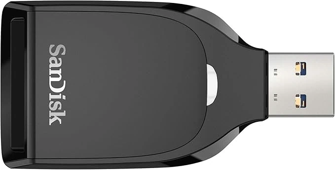Riproduzione di una chiavetta USB SanDisk per archiviazione dati.