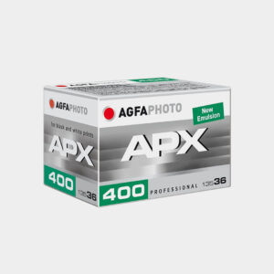 Pellicola fotografica professionale AgfaPhoto APX 400 per stampe bianco e nero di alta qualità.