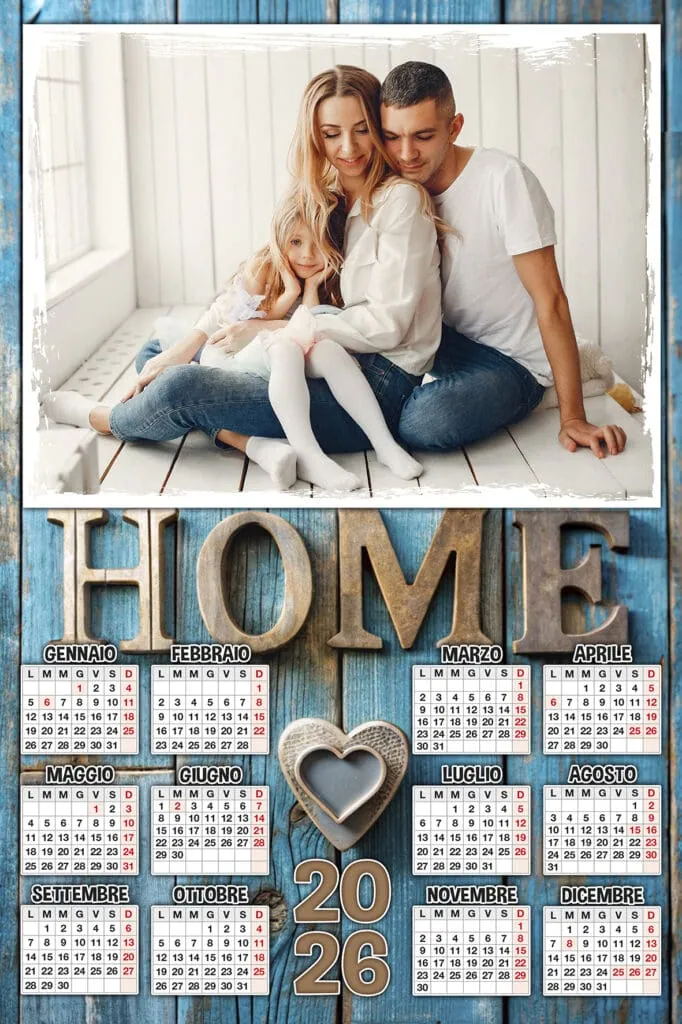 1. Famiglia felice sulla sedia di casa, momenti di affetto e relax domestico.