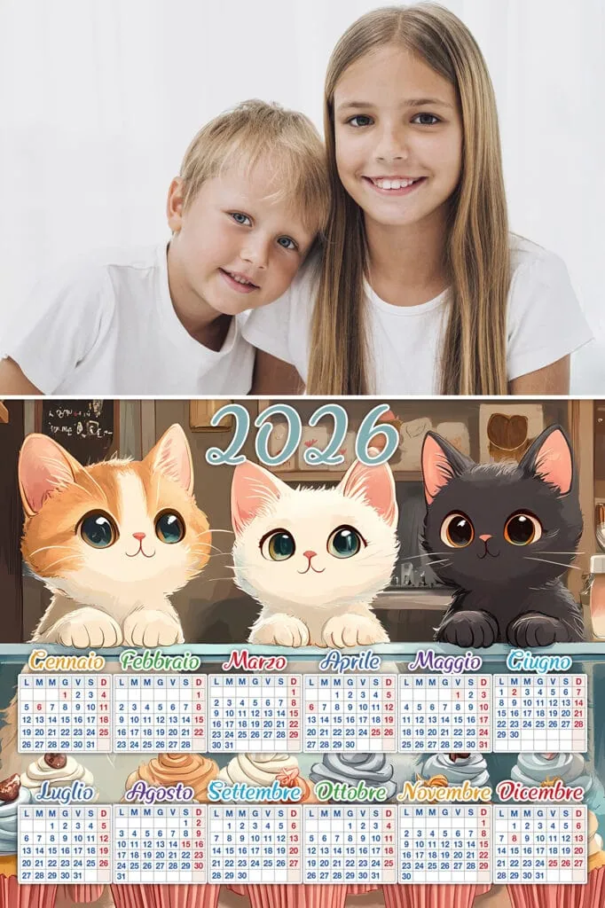 1. Immagine di due bambini sorridenti con sfondo chiaro, promozione fotografia bambini.