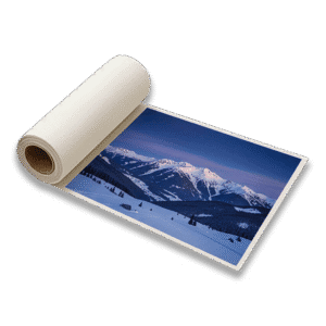 Stampa fotografica su carta lucida con paesaggio montano innevato.
